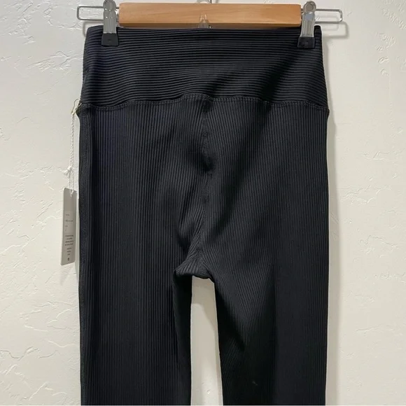 NWT Year Of Ours Ribbed Flare Black Leggings Pants Stretch Yoga Women’s Small - Picture 9 of 13